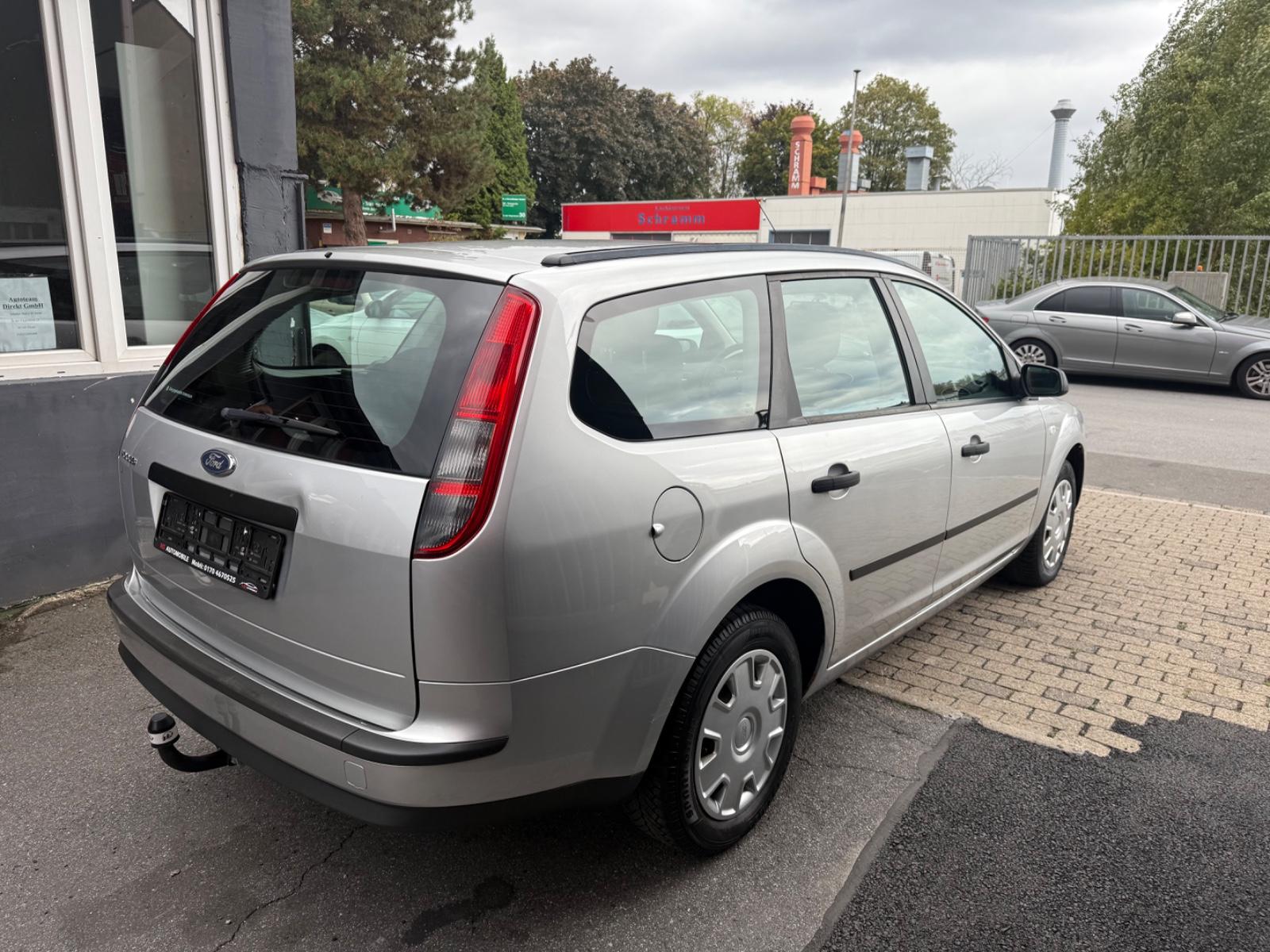 Ford Focus 2006 — двигун 1.388 cm³, 80 HP (59kW)