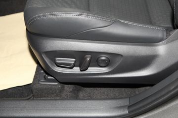 Toyota bZ4X 4x4 Comfort + Technik *ACC*JBL*MATRIX*PANO*