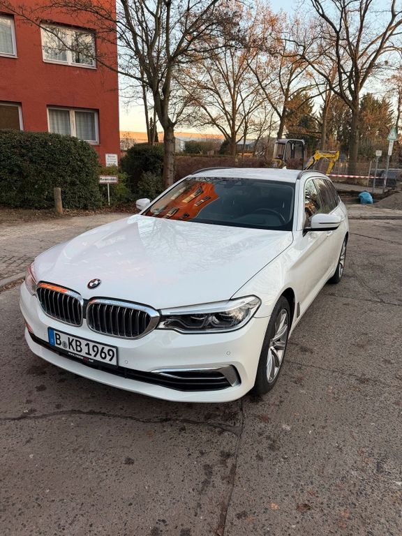Image of BMW 520