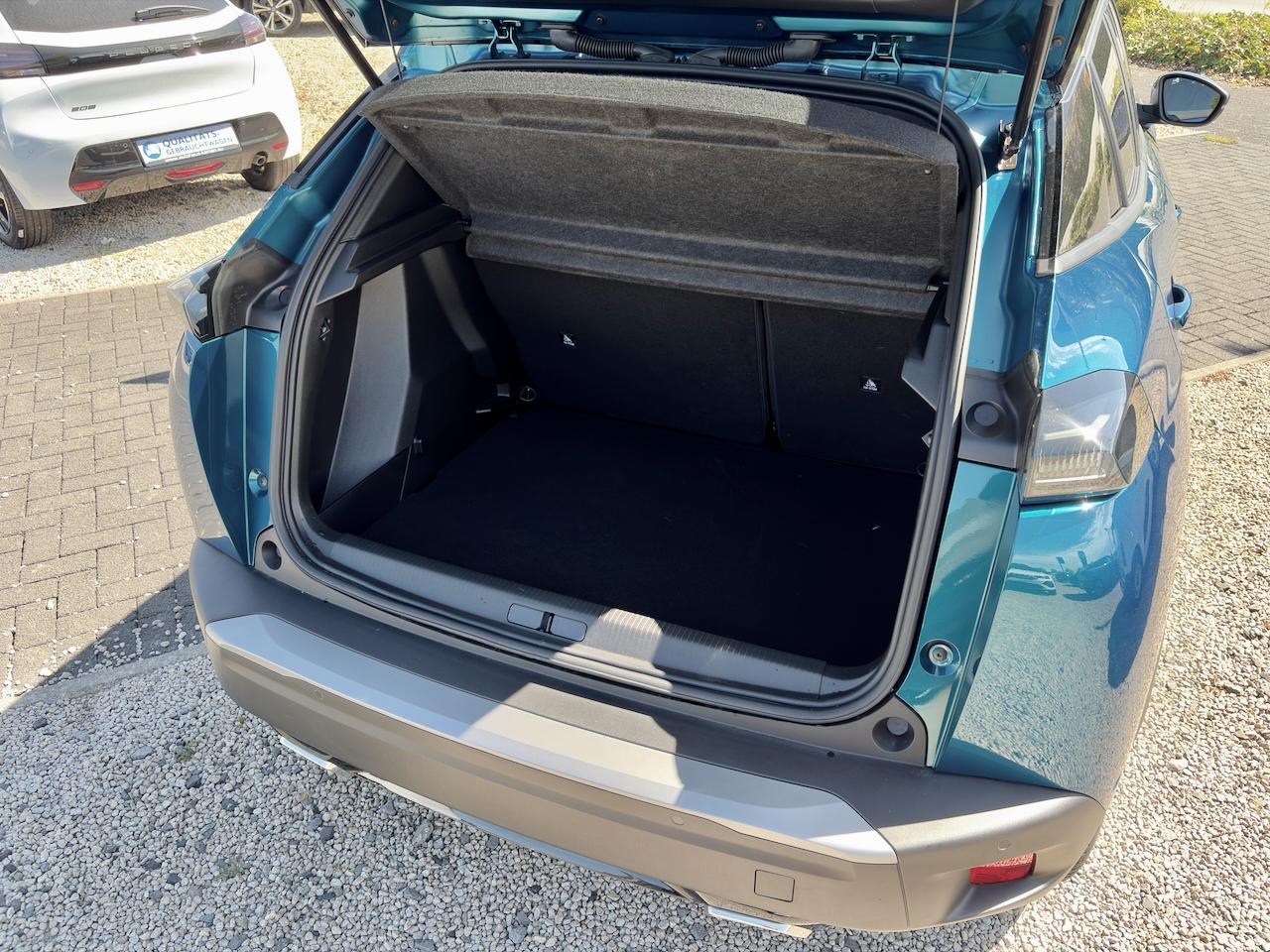 Peugeot 2008 GT Hybrid 145 e-DSC6 Alcantara-Paket*Grip