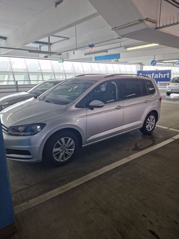 Image of Volkswagen Touran