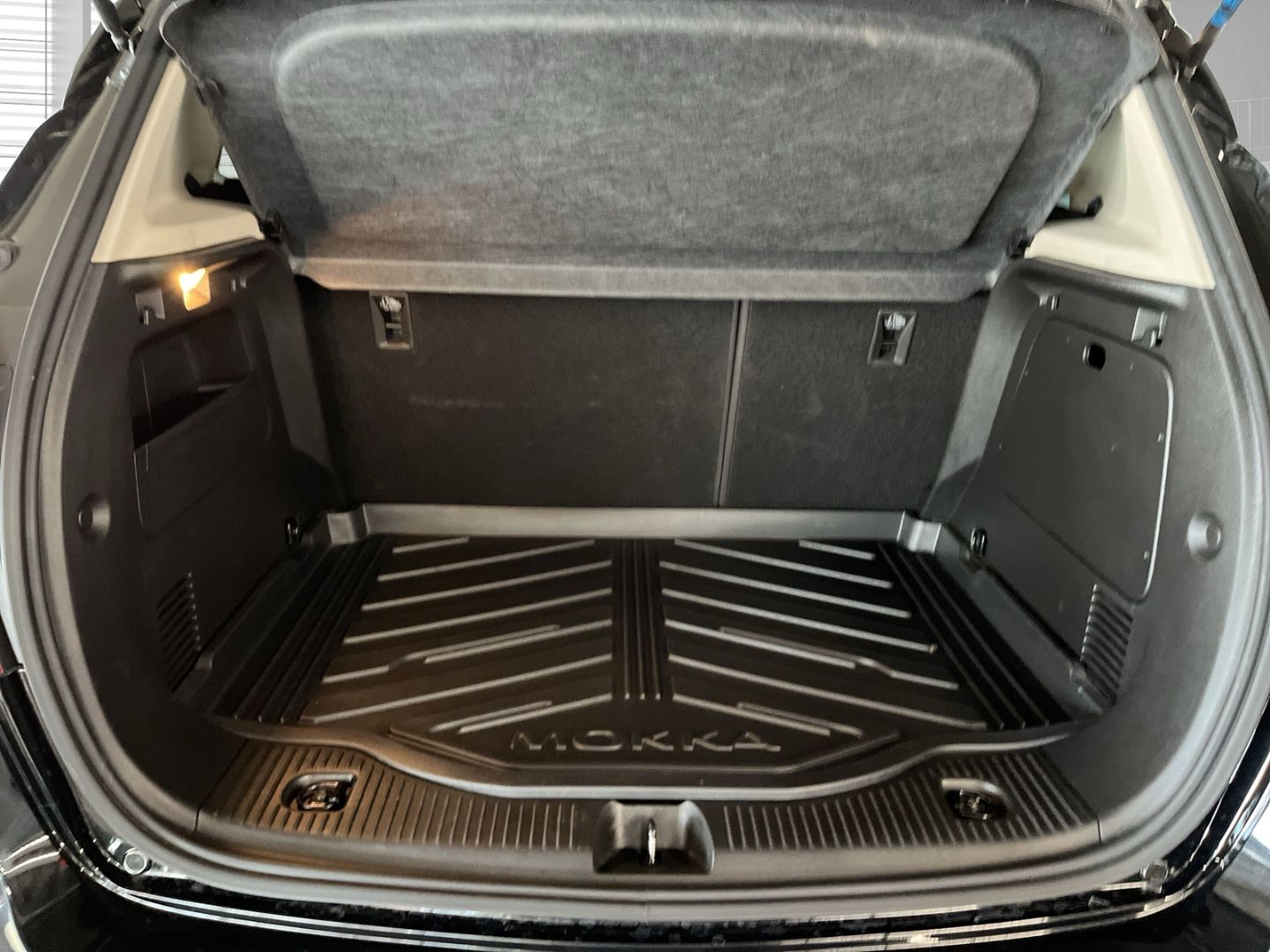 Fahrzeugabbildung Opel Mokka Ultimate 1.4 Turbo Automatik Navi Leder So