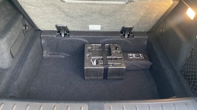 Fahrzeugabbildung BMW X2 sDrive 18 i M Sport NAVI, PDC !! 32.814 KM !!