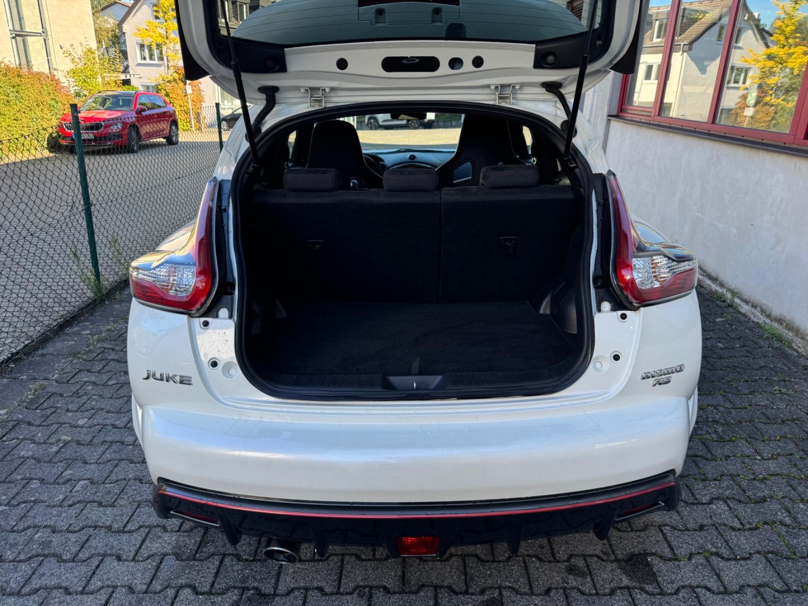 NISSAN JUKE NISMO RS 4X4 AUT.~NAVI~CAMERA~RECARO~18" | 213 ch | BVA | PACK SPORT | VOLANT EN CUIR