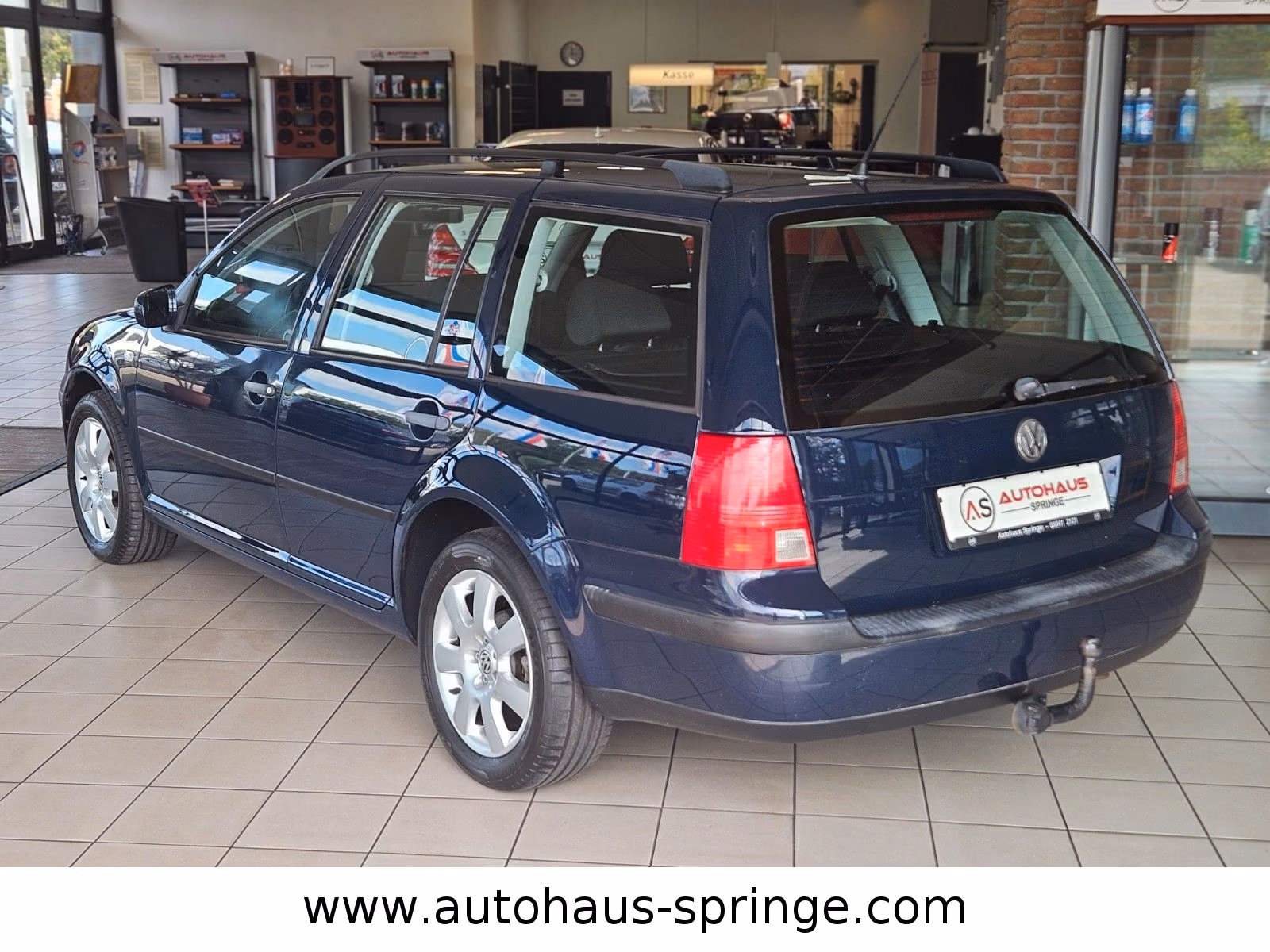 Volkswagen Golf 2006 — interior