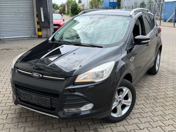 Ford Kuga - 1