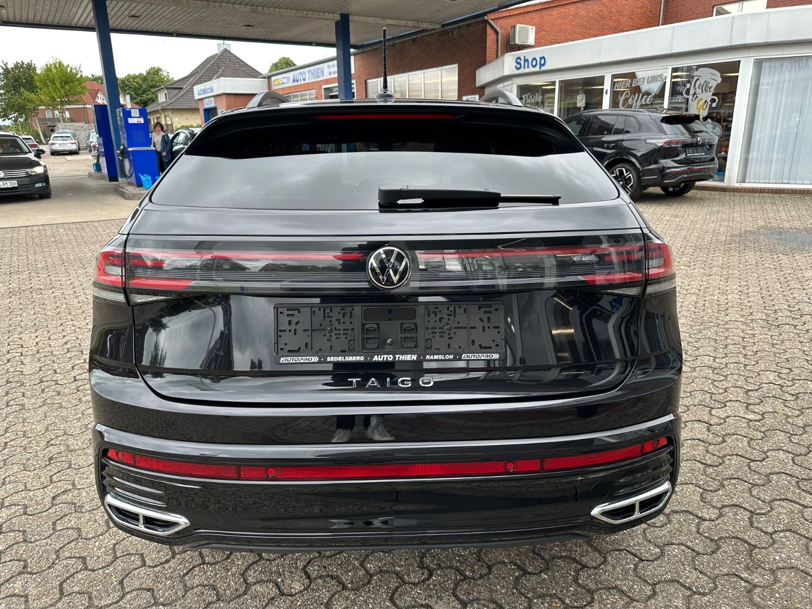 Fahrzeugabbildung Volkswagen Taigo 1.0 TSI R-Line DSG ACC/Matrix/IQ/Shzg./17"