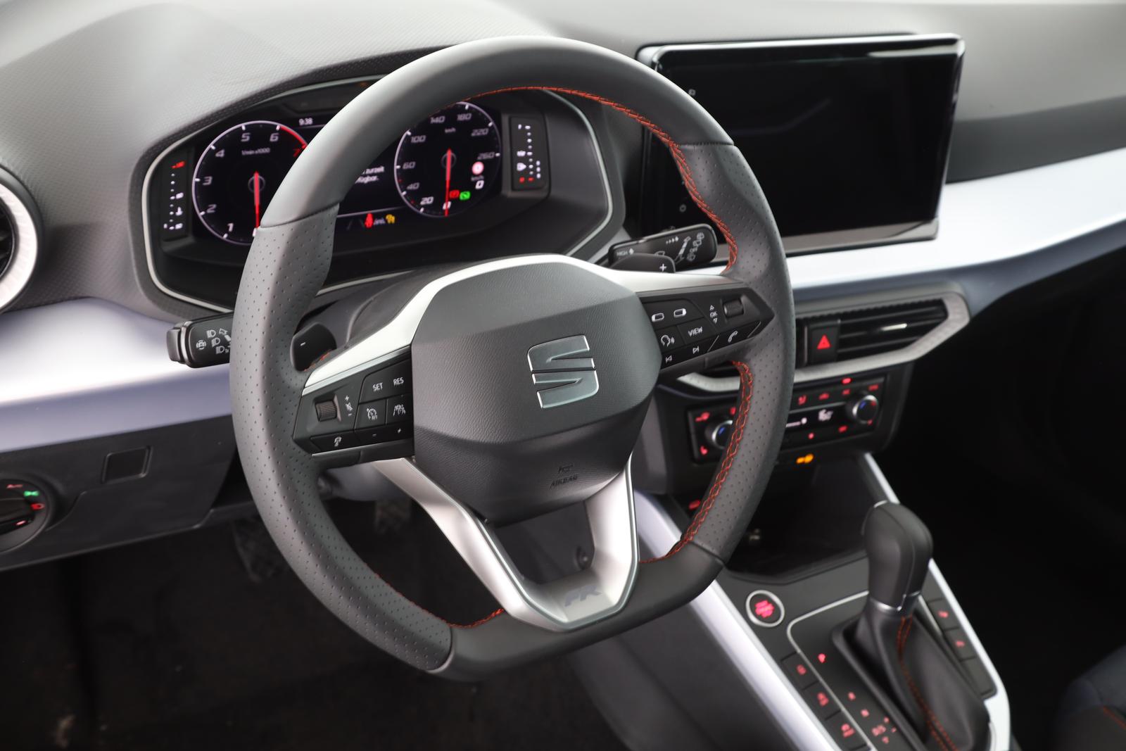 SEAT Arona 1.0 TSI DSG FR NAVI LED ACC, миниатюра 12