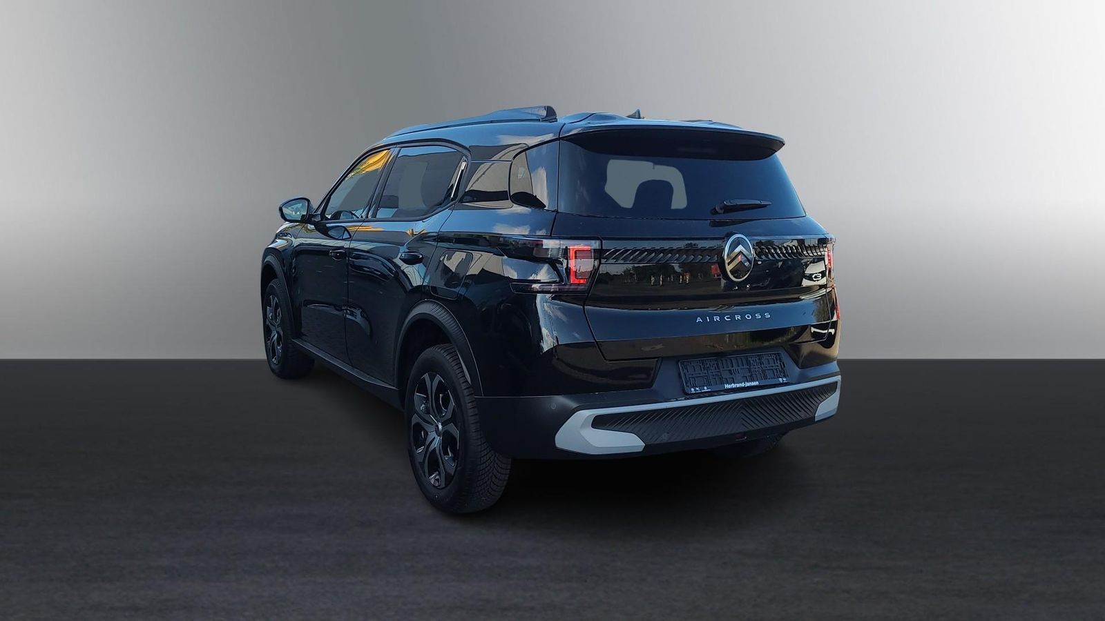 Fahrzeugabbildung Citroën C3 Aircross Plus+Wenige KM+PDC+LED+AWR+ACC+DAB