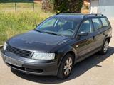 Volkswagen Passat Variant 1.8 T Highline Variant*TÜV*7.2026 - Volkswagen Passat Variant aus 1999