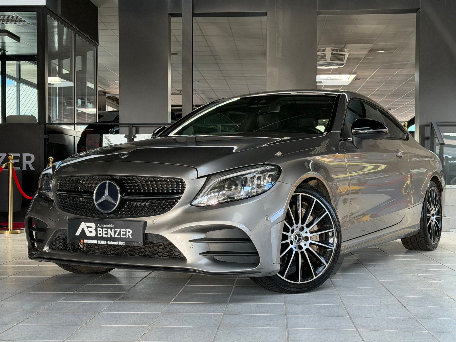 Fahrzeugabbildung Mercedes-Benz C 300 Coupe /AMG/VIRTUAL/MBUX/AMBIENTE/KAMERA