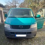 Volkswagen T5 - gebrauchte VW T5 Caravelle aus dem Jahr 2006