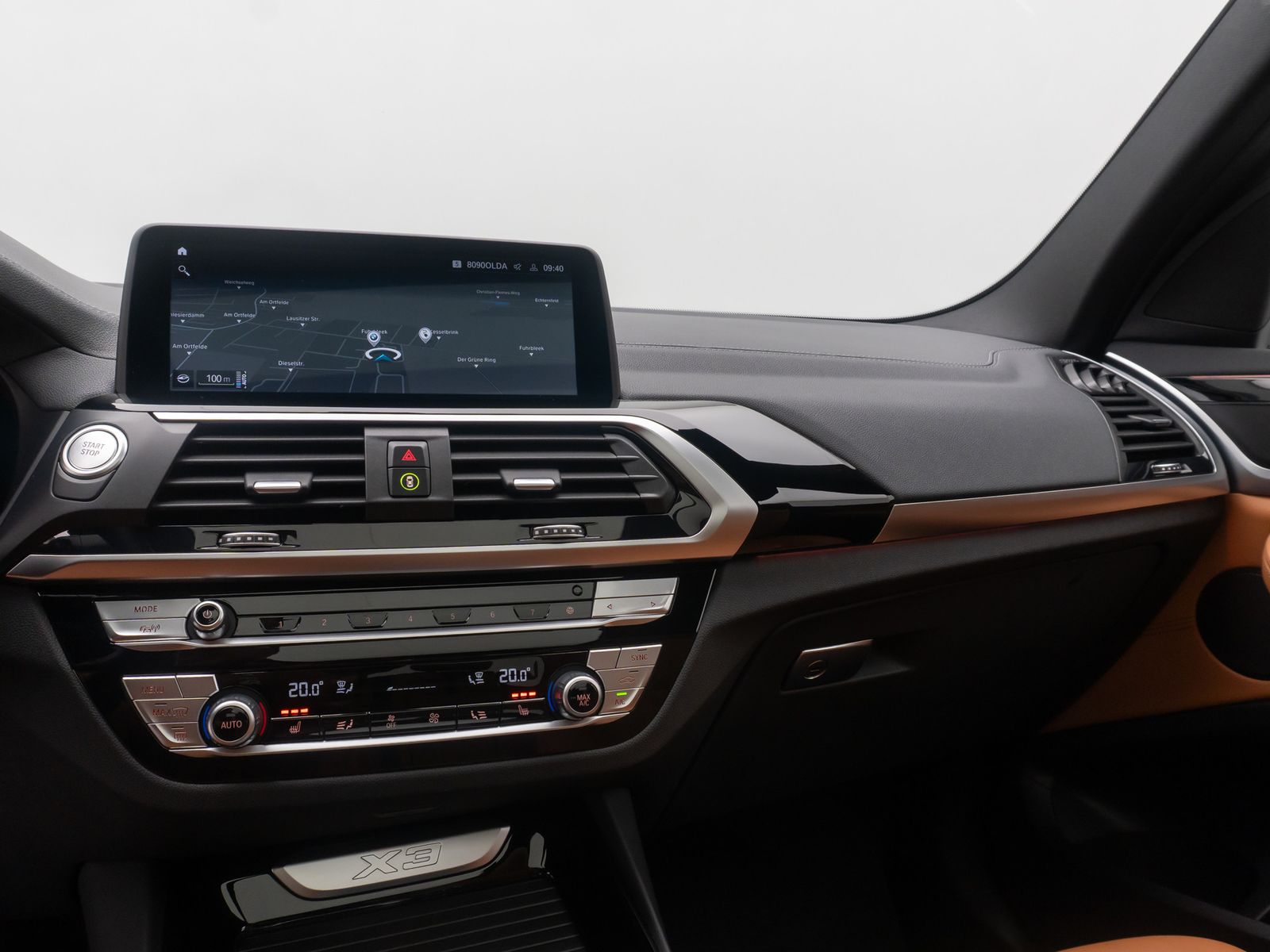 Fahrzeugabbildung BMW X3 xD30e LuxuryLine HUD 360&deg;Panorama HiFi 19Zoll