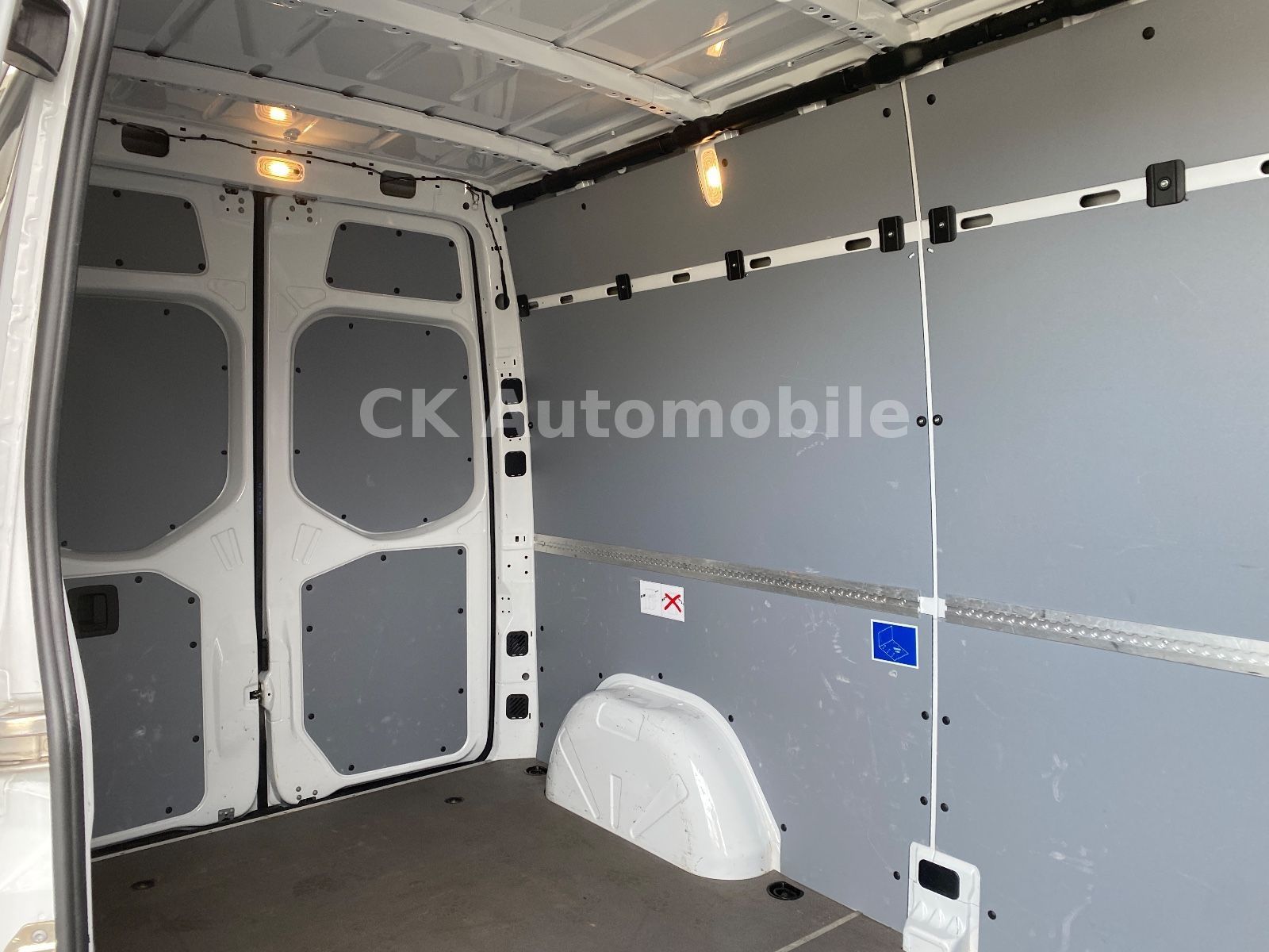 Fahrzeugabbildung Mercedes-Benz Sprinter III Kasten 214 CDI FWD L2H2/Klimaanlage
