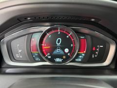 VOLVO XC60 Summum AWD*PANO*LEDER*CAM*LED*NAVI*ACC*MEMO