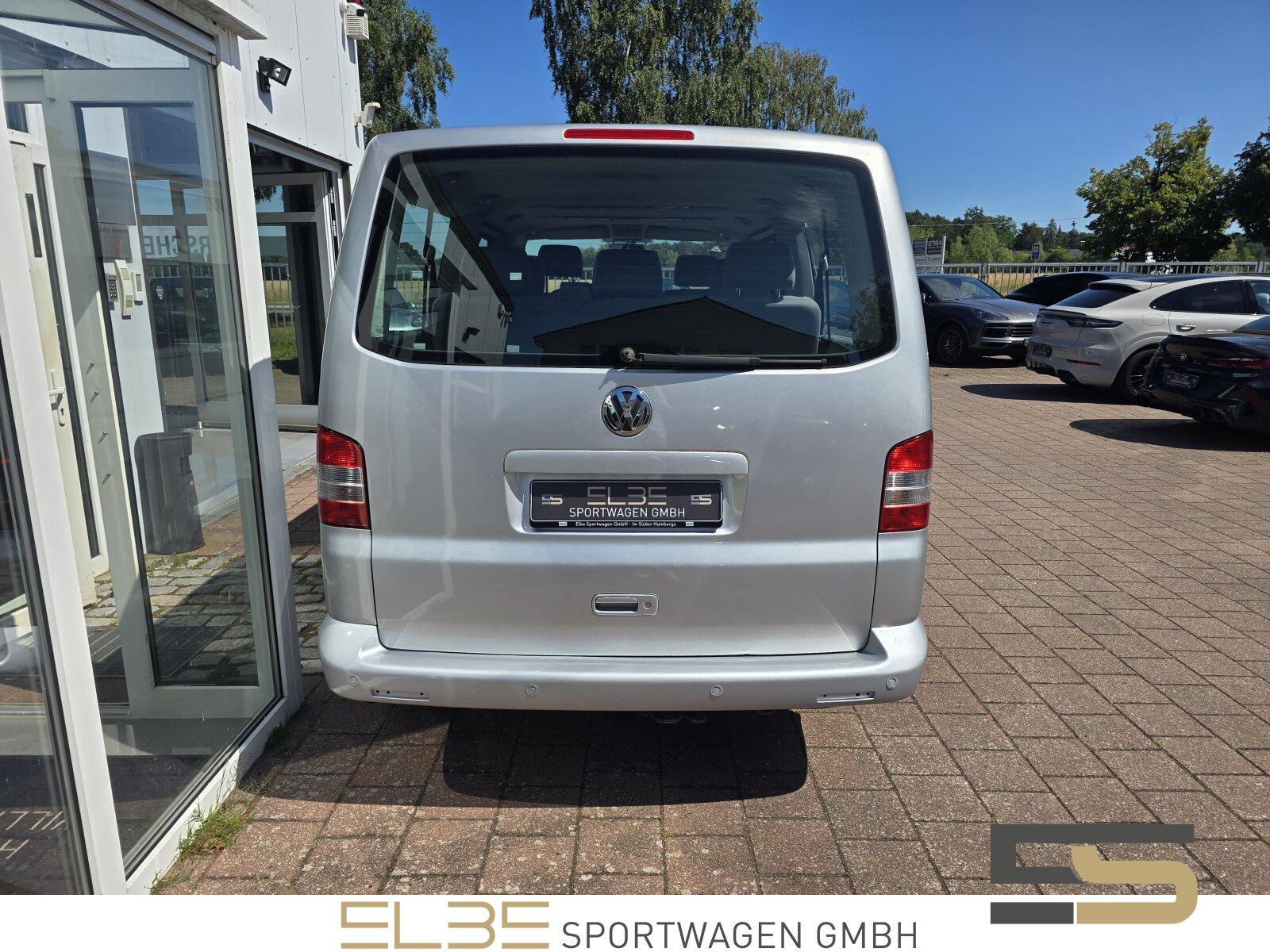 Volkswagen T5 Caravelle 3.2 V6 | 235 ch | BVA | 8 places | Chauffage auxiliaire | Climatisation Climatronic | Porte coulissante électrique | GPS
