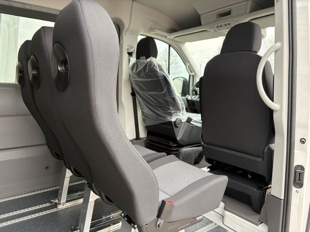 Crafter Kombi HD MR Automatik 8 Sitzer