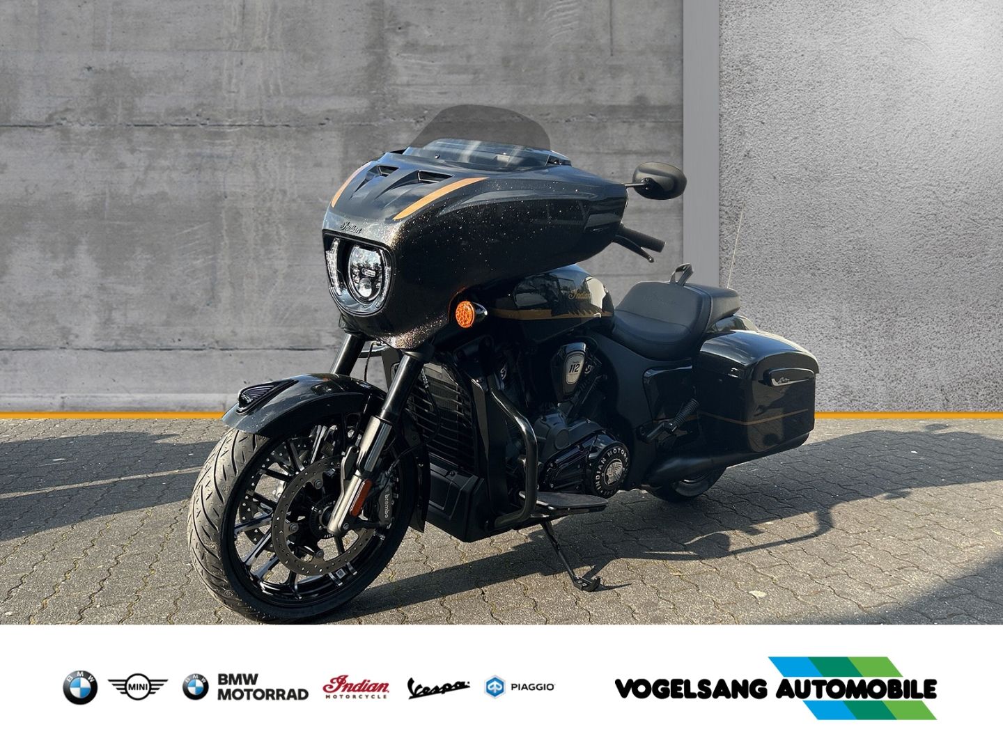 Fahrzeugabbildung Indian Chieftain Powerplus Dark Horse GPS-Navigation, L
