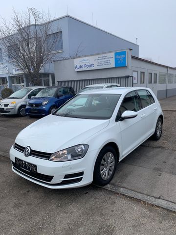 Volkswagen Golf VII Lim. Trendline BMT