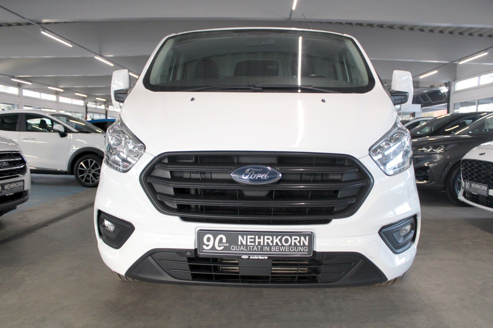 Fahrzeugabbildung Ford Transit Custom TREND LANG L2 KLIMA + Allwetter
