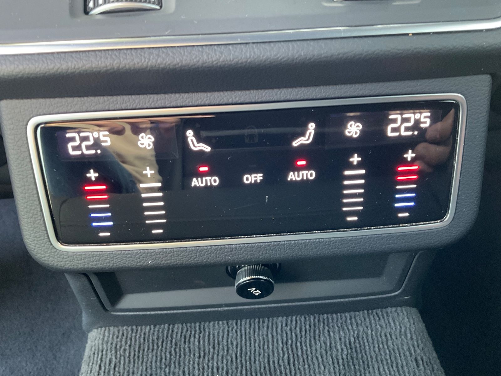 Fahrzeugabbildung Audi A6 40 TDI Stronic,Sport,Kamera,Leder,Carplay,ACC