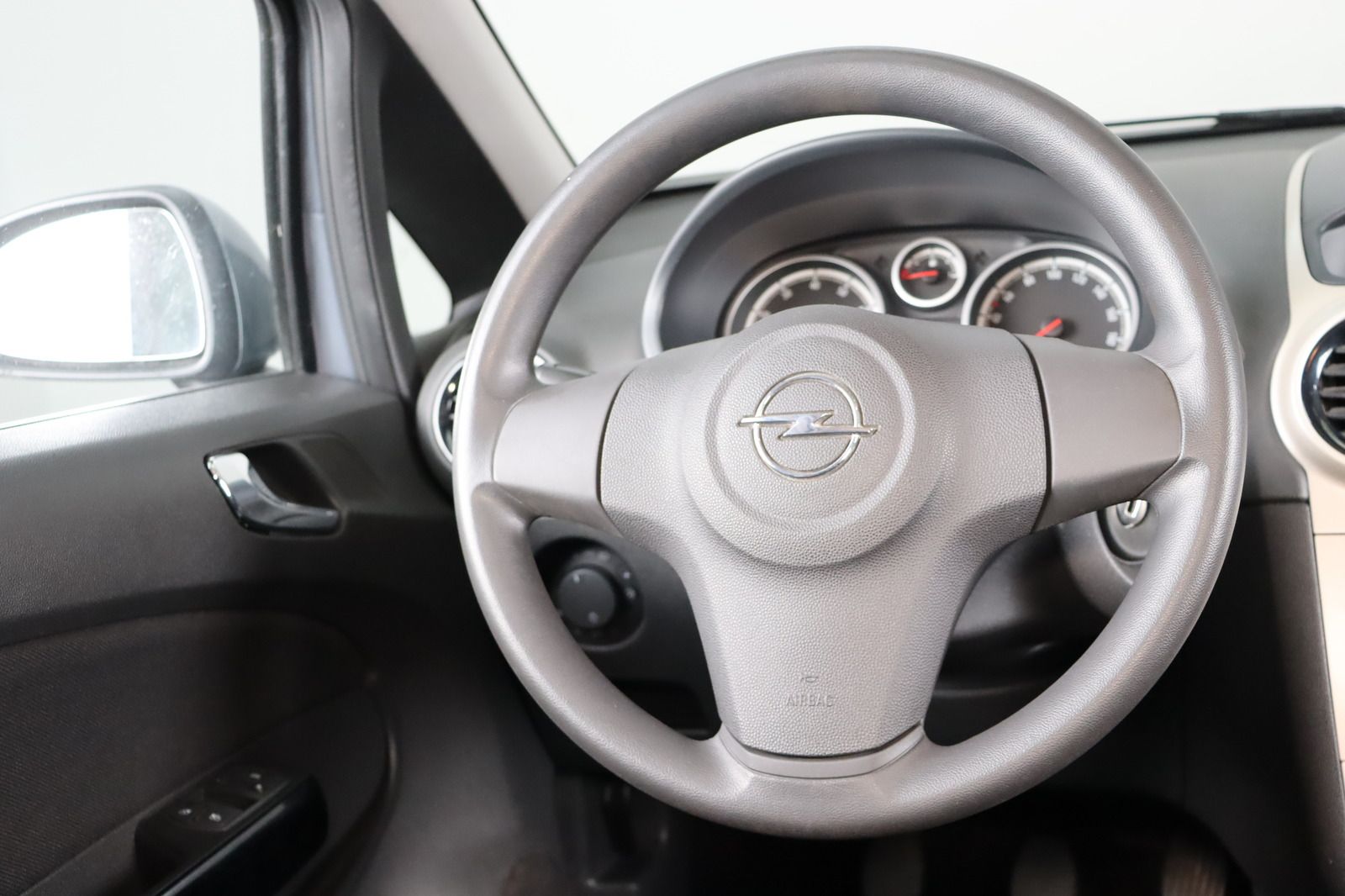 Fahrzeugabbildung Opel Corsa 1.2 16V Klima * wenig km