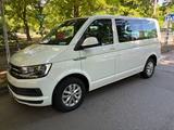 Volkswagen T6 Multivan Comfortline - VW T6 Multivan von privat