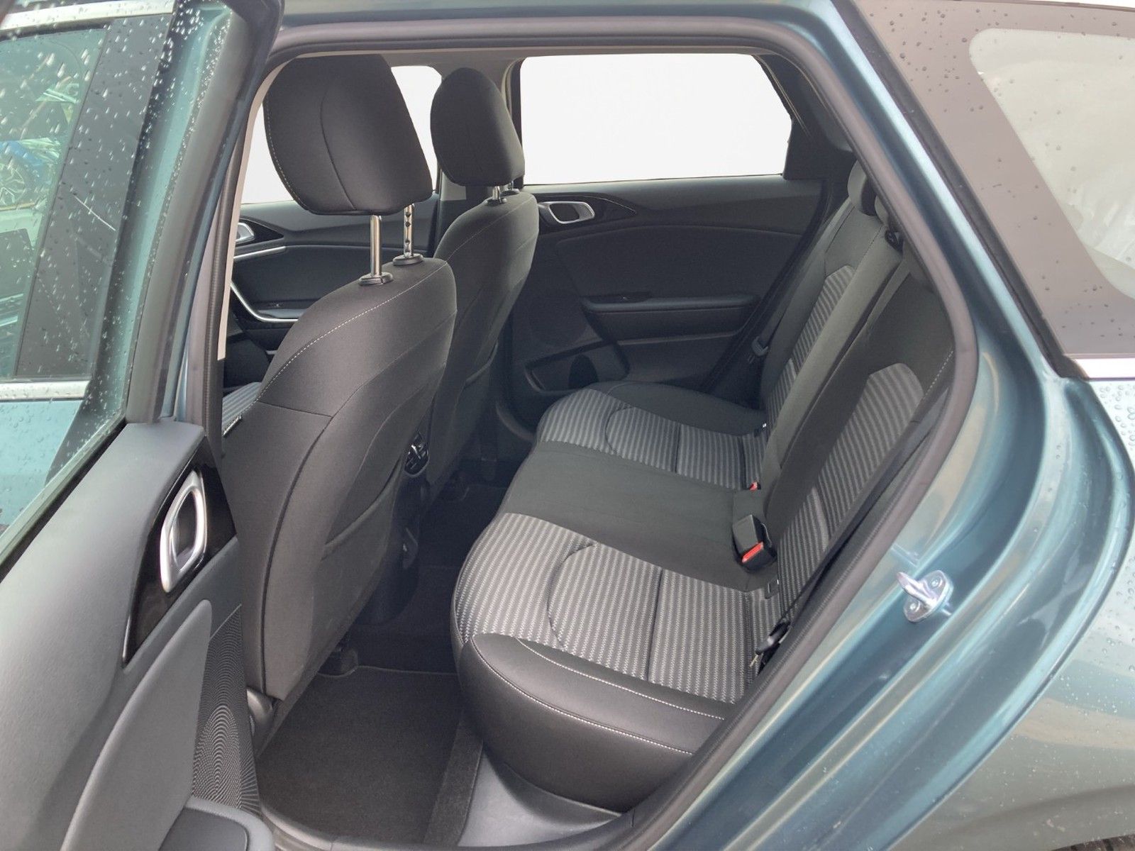 KIA Ceed Sportswagon 1.6 CRDi Mild Hybrid Vision AUT - Image 14