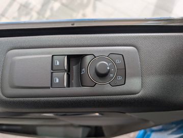 Ford Tourneo Custom Tit. 2.0 L1 NEUES MODELL
