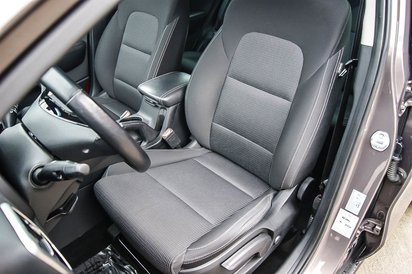 Fahrzeugabbildung Kia Sportage 1.6 GDI Dream Team 2WD NAVI KAMERA 4SHZ