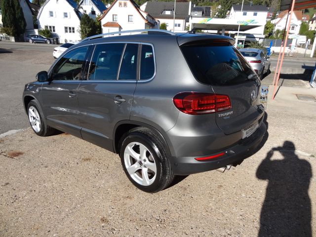 Fahrzeugabbildung Volkswagen Tiguan Sport & Style 4Motion/1.Hd/Kam/Navi/DSG/