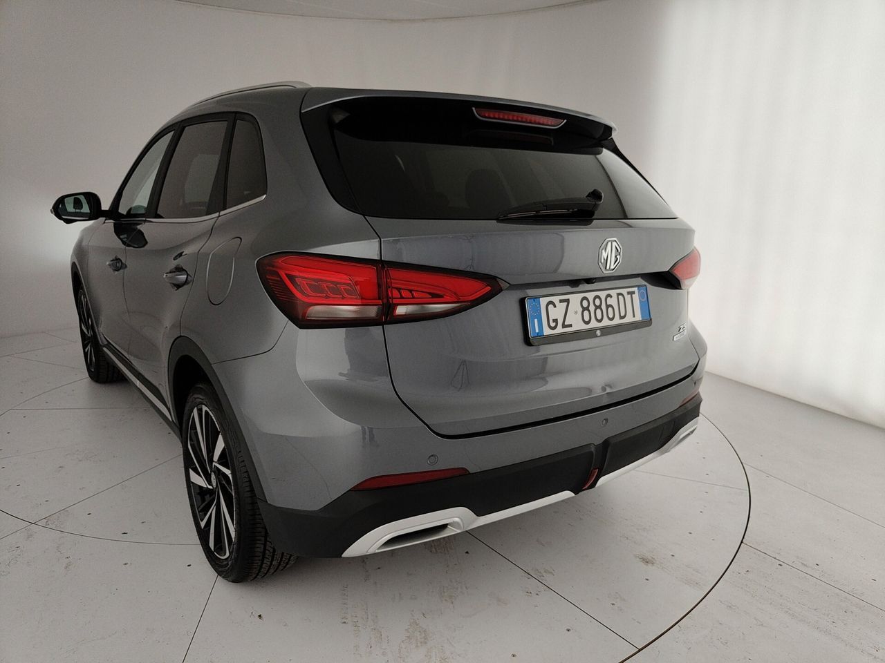 MG ZS