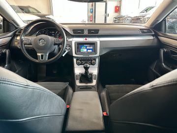 Volkswagen Passat *Sport-Paket*Tempo*Navi*PDC*BI-XENON*