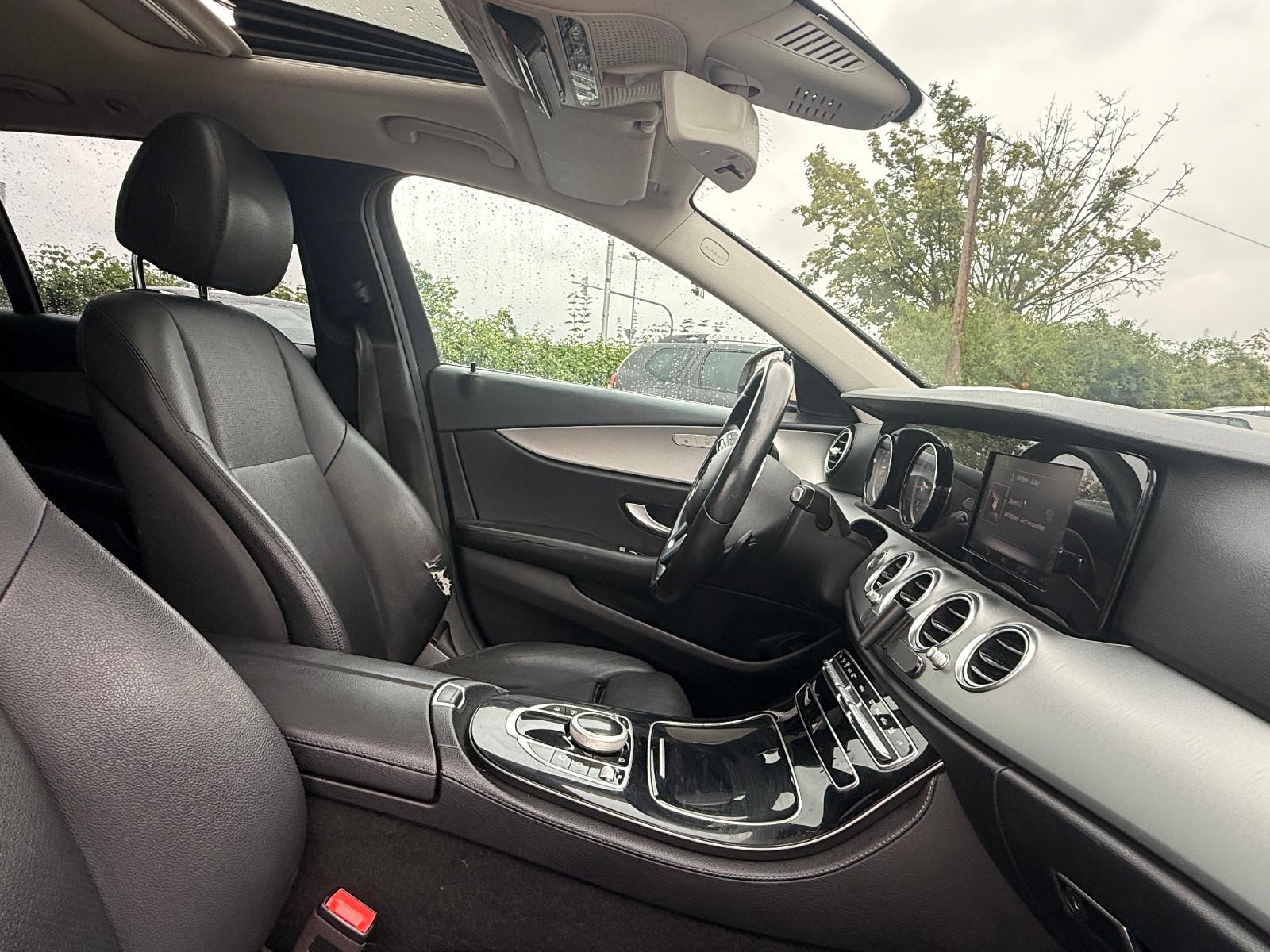 Mercedes-Benz E 220 E T-Modell    Vollfahrbereit