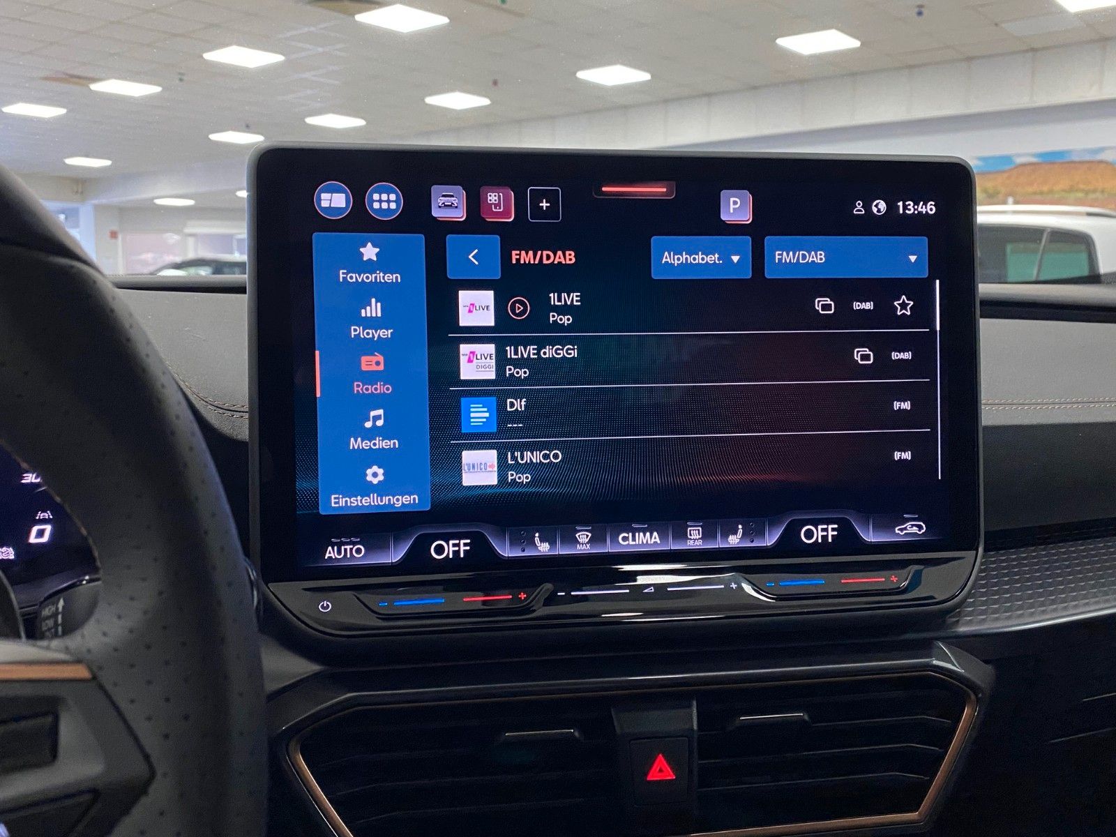 Fahrzeugabbildung CUPRA Formentor 1.5 TSI DSG+19" ALU+AHK+ACC+3-ZONEN KL