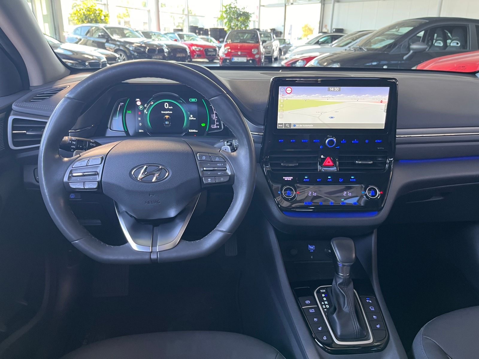Fahrzeugabbildung Hyundai IONIQ Premium Prime Hybrid PANO LEDER LED