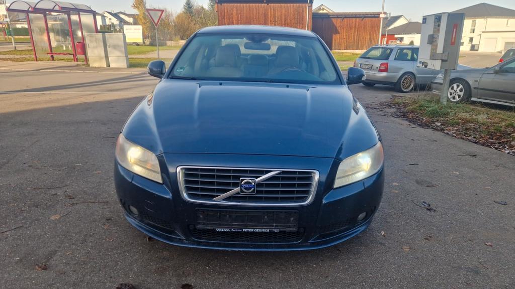 Volvo S80