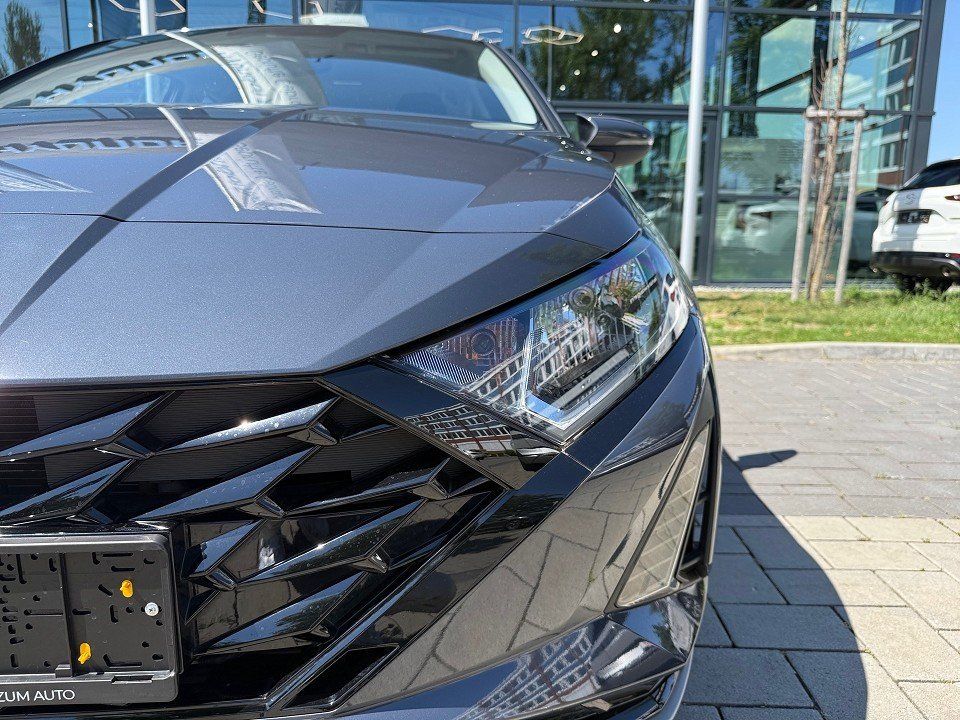 Fahrzeugabbildung Hyundai i20 1.0T 100PS 48V DCT Trend Navi