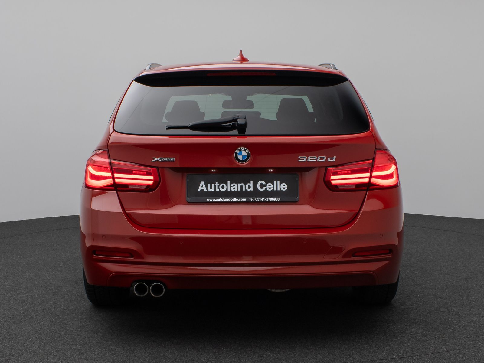 Fahrzeugabbildung BMW 320d xD Navi Lordos PDC LED Komfort AHK Sport
