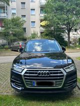 Audi Q5 2.0 TFSI S tronic quattro sport sport - Audi Q5 mit Benzin-Antrieb: Schwarz