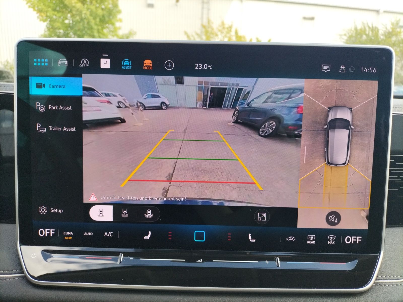 Fahrzeugabbildung Volkswagen Tiguan TDI Elegance DSG 4M LED AHK Navi HUD Pano