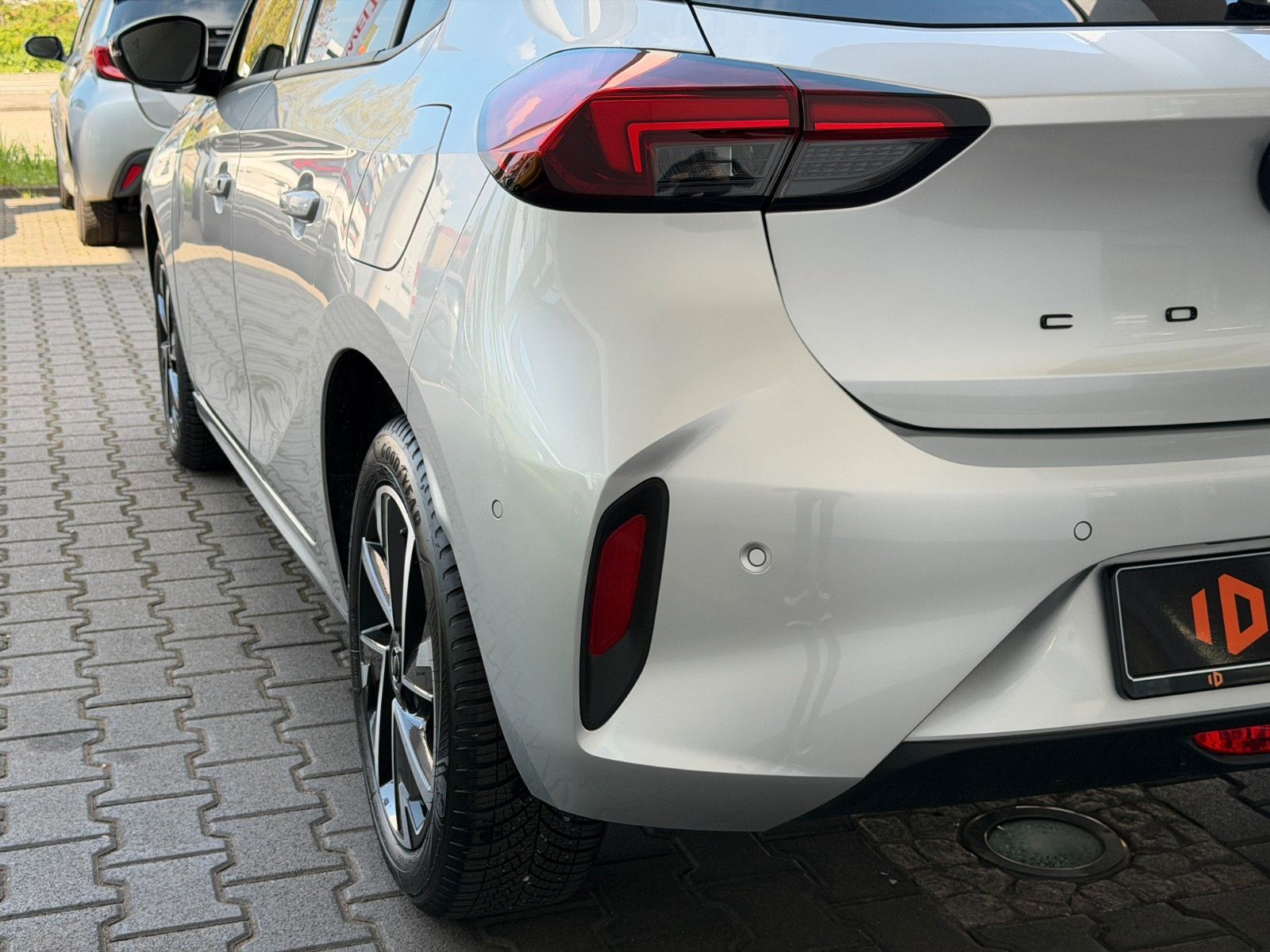 Fahrzeugabbildung Opel Corsa F 1.2 Turbo GS KlimaA,LED,Navi,SHZ,Kam.,LM