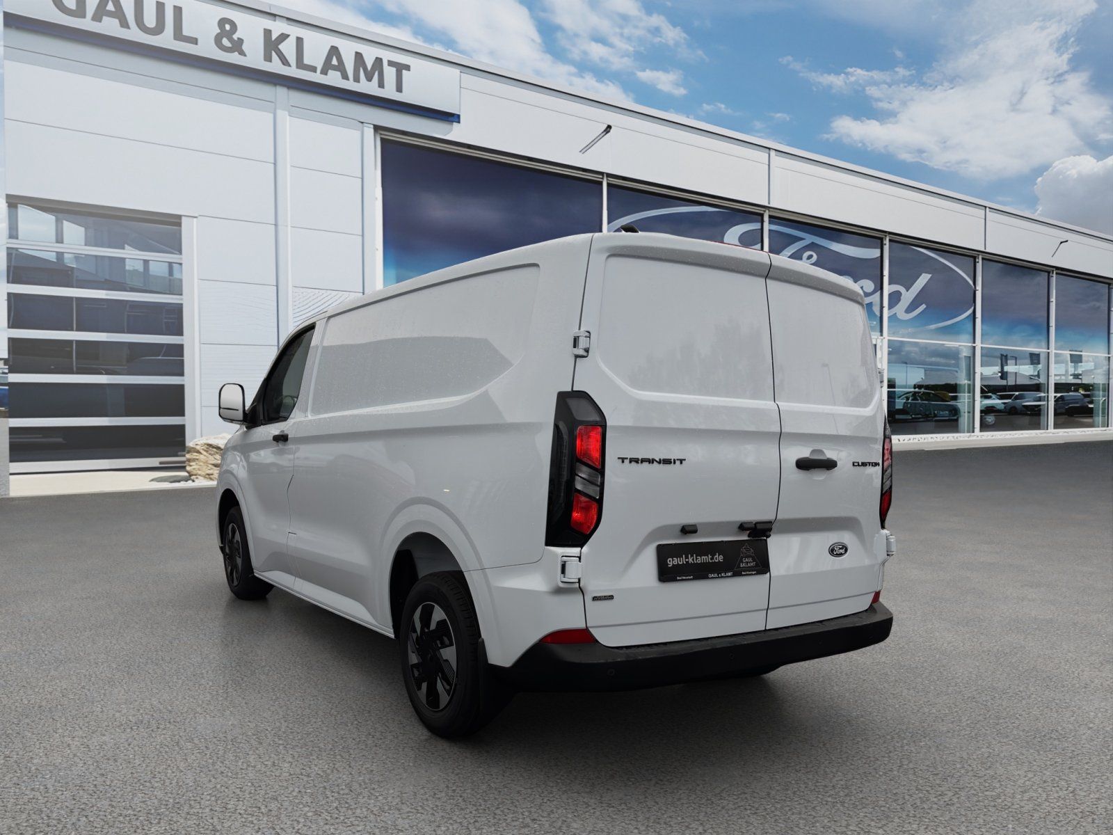 Fahrzeugabbildung Ford Transit Custom 320 L1 Trend FWD Plug-in Hybrid