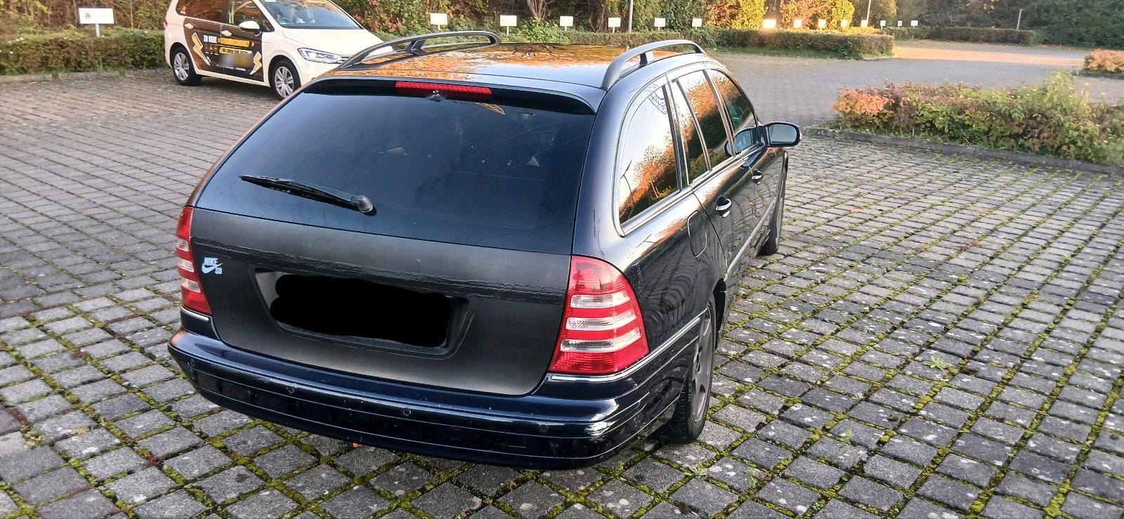 Mercedes-Benz C220 2007 — engine 150 HP (110kW)