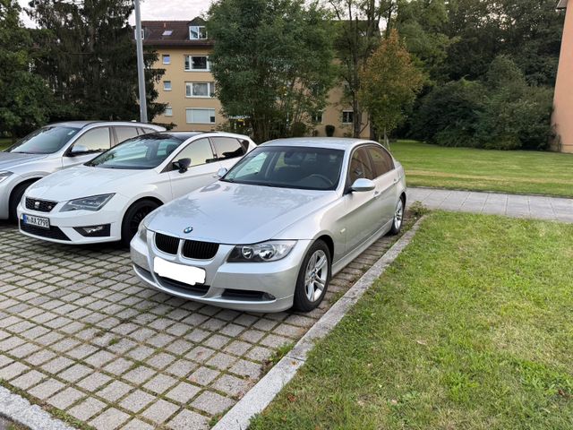 BMW 318i 