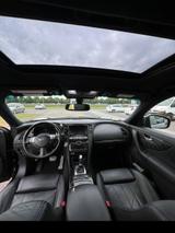 Infiniti QX70 37 S Design S Design TAKUMI Limited edition - Infiniti aus 2015