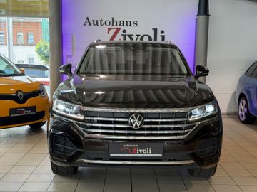 Volkswagen Touareg - 2
