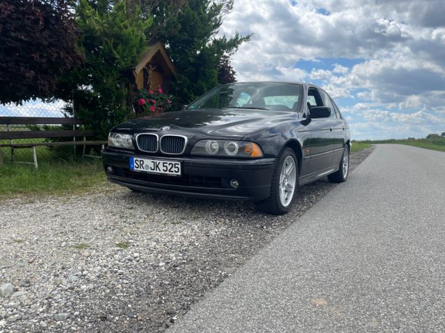 BMW 525 - TÜV NEU - ALCANTARA/SPORT