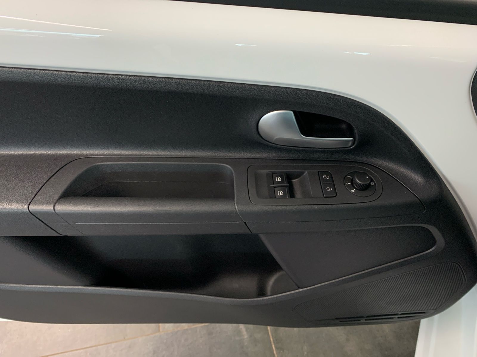 Volkswagen up! - Bild 14