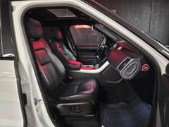 Fahrzeugabbildung Land Rover Range Rover Sport 3.0 SDV6 HSE (PANO/APPLE/CAMER